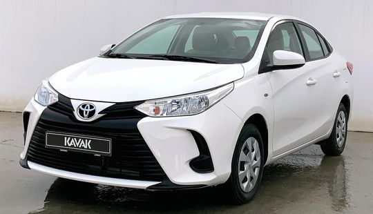 Toyota • Yaris