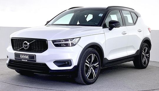 Volvo • XC40