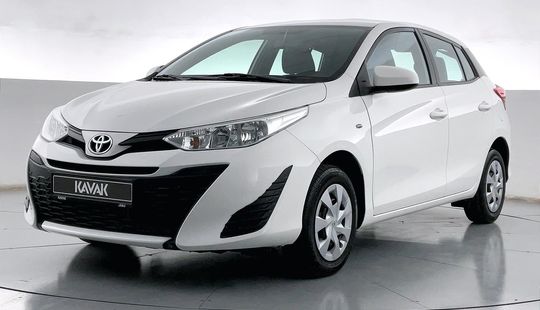 Toyota Yaris SE / E-2020