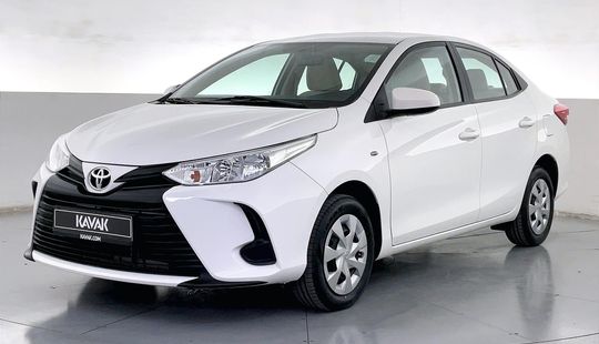 Toyota Yaris SE / E-2022