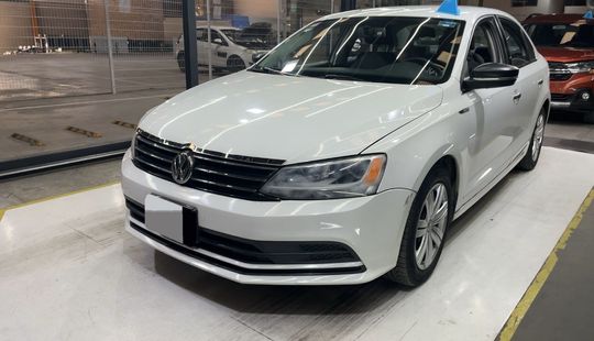 Volkswagen • Jetta