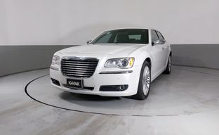 Chrysler • 300 C