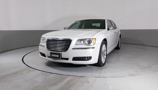 Chrysler • 300 C