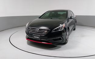 Hyundai • Sonata