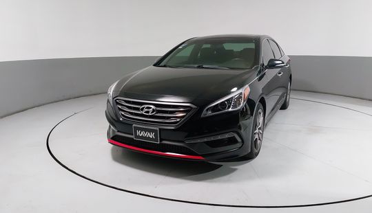 Hyundai • Sonata