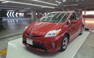 Toyota • Prius