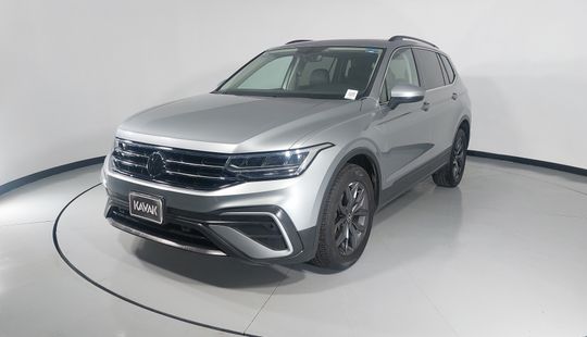 Volkswagen • Tiguan