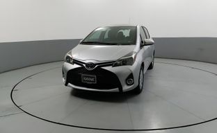 Toyota • Yaris