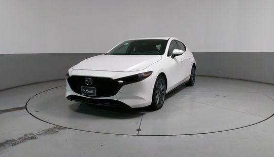 Mazda • Mazda 3