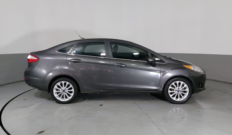 Ford Fiesta 1.6 TITANIUM AT Sedan 2017