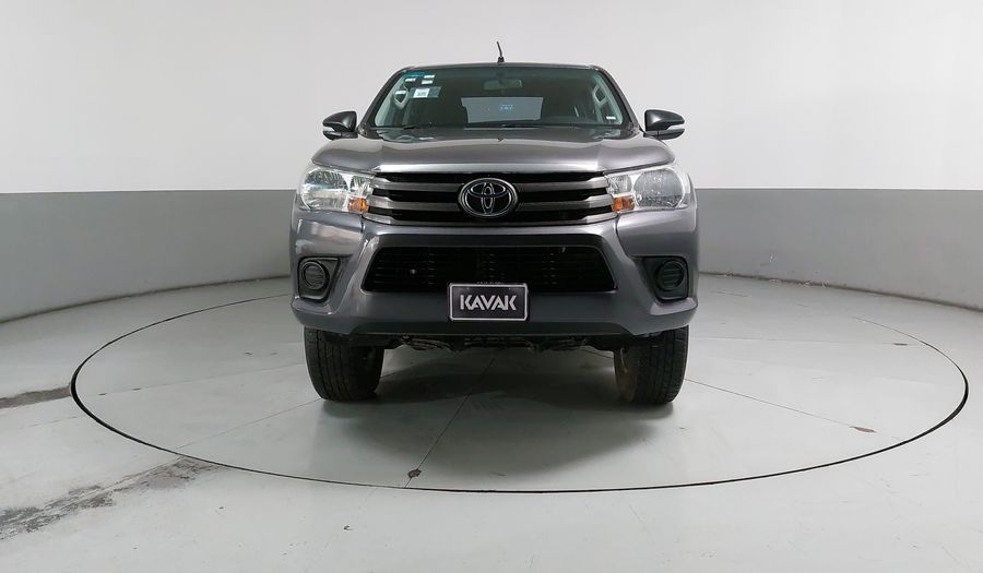 Toyota Hilux 2.7 DOBLE CABINA SR DCAB MID Pickup 2017