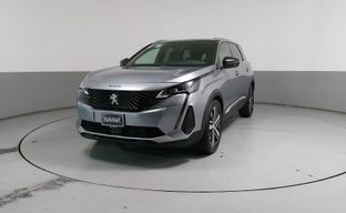 Peugeot • 5008