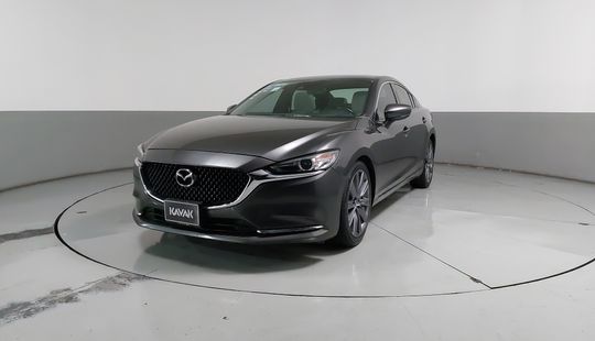 Mazda • Mazda 6