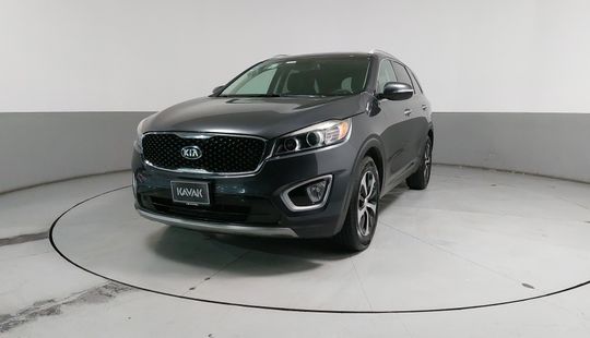 Kia • Sorento