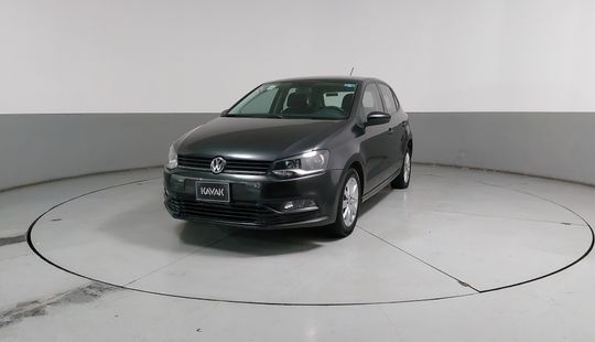 Volkswagen • Polo