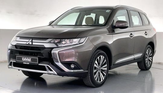 Mitsubishi • Outlander