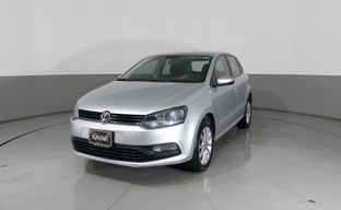 Volkswagen • Polo