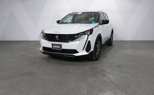 Peugeot • 3008