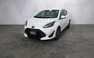 Toyota • Prius C