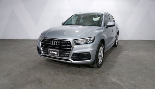 Audi • Q5