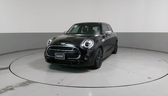 Mini • Cooper S