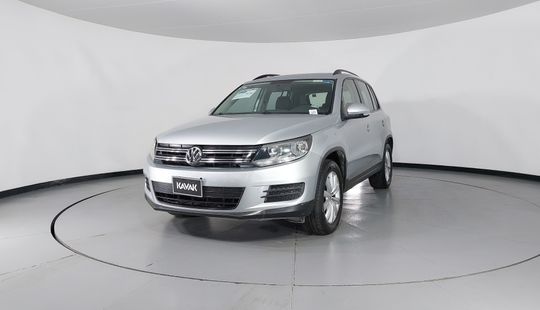 Volkswagen • Tiguan