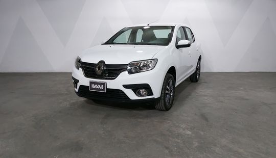 Renault • Logan