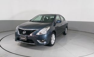 Nissan • Versa