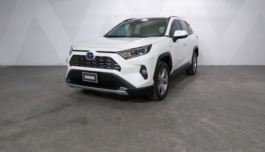 Toyota • RAV4