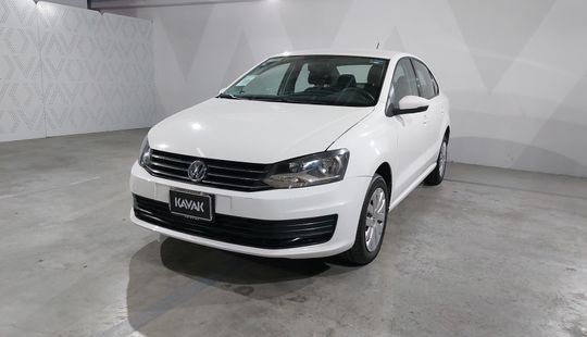 Volkswagen • Vento