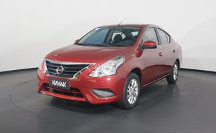 Nissan • Versa