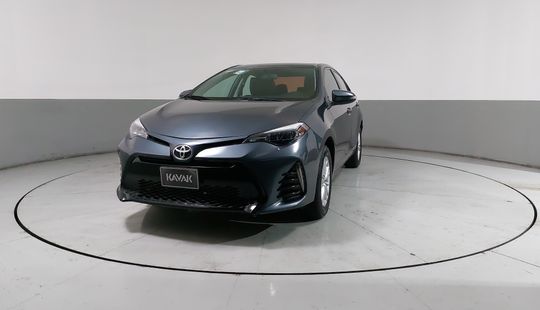 Toyota • Corolla