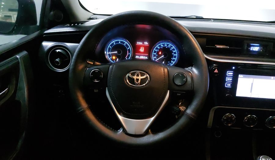 Toyota Corolla 1.8 SE MT Sedan 2017