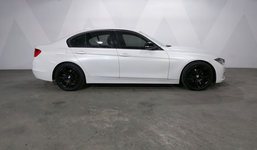 Bmw Serie 3 2.0 320IA SPORT LINE Sedan 2015