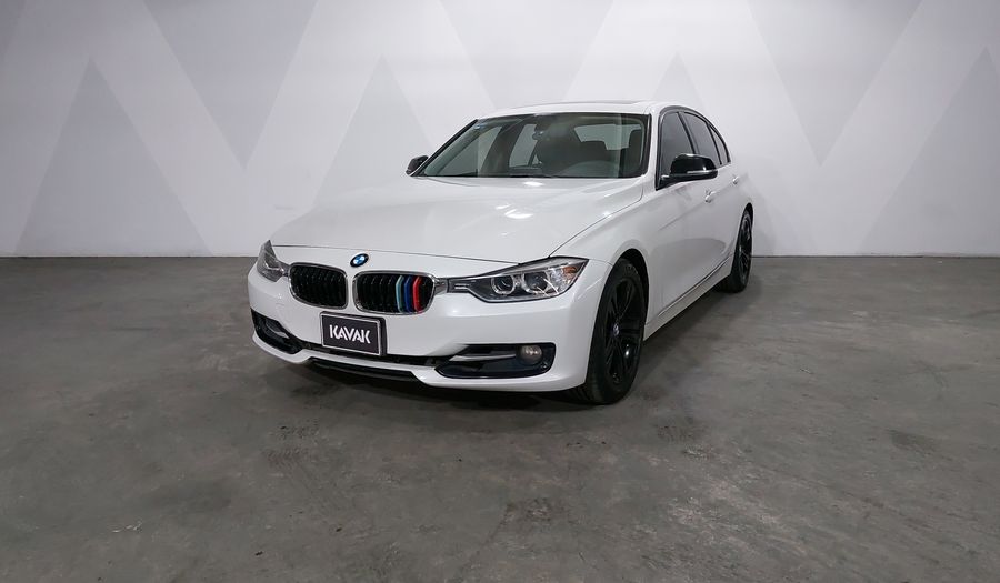 Bmw Serie 3 2.0 320IA SPORT LINE Sedan 2015