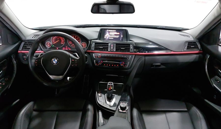 Bmw Serie 3 2.0 320IA SPORT LINE Sedan 2015