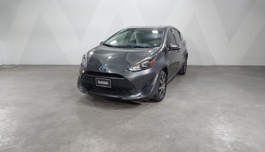 Toyota • Prius C