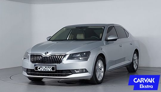 Skoda • Superb