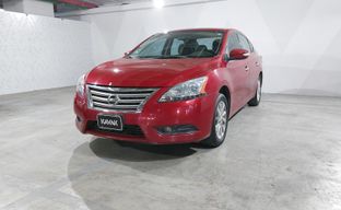 Nissan • Sentra