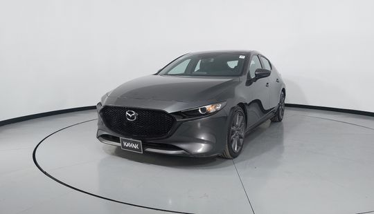 Mazda • Mazda 3