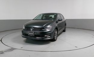 Volkswagen • Vento