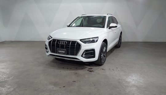 Audi • Q5