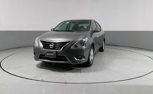 Nissan • Versa