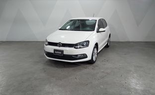 Volkswagen • Polo