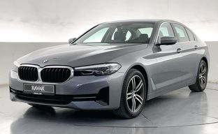 BMW • 520i