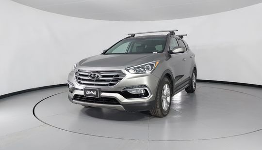 Hyundai • Santa Fe