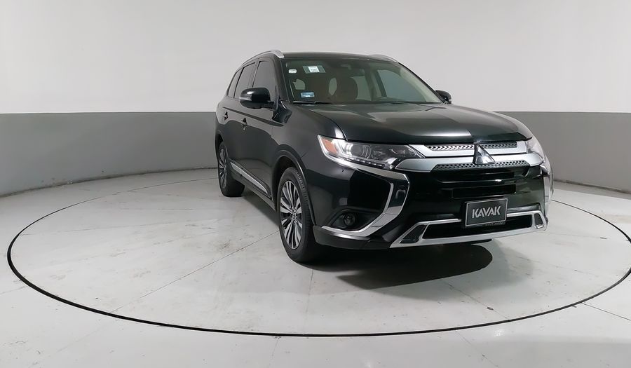 Mitsubishi Outlander 2.4 SE PLUS CVT Suv 2020