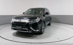 Mitsubishi • Outlander