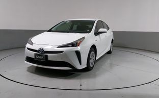 Toyota • Prius