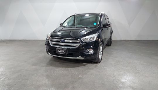 Ford • Escape